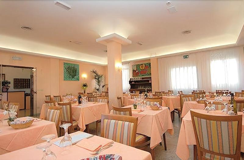 Hotel Stiefel Λινιάνο Σαμπιαντόρο Εξωτερικό φωτογραφία