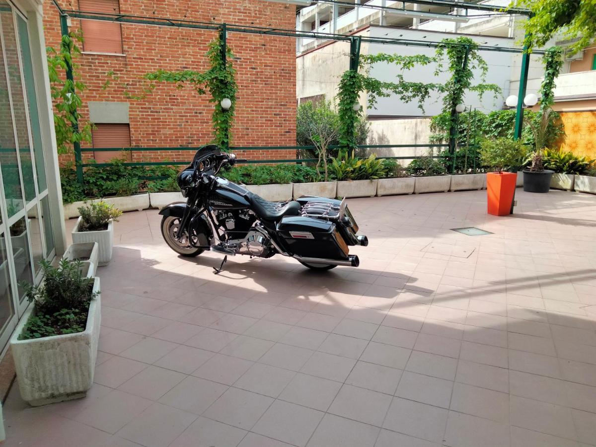 Hotel Stiefel Λινιάνο Σαμπιαντόρο Εξωτερικό φωτογραφία