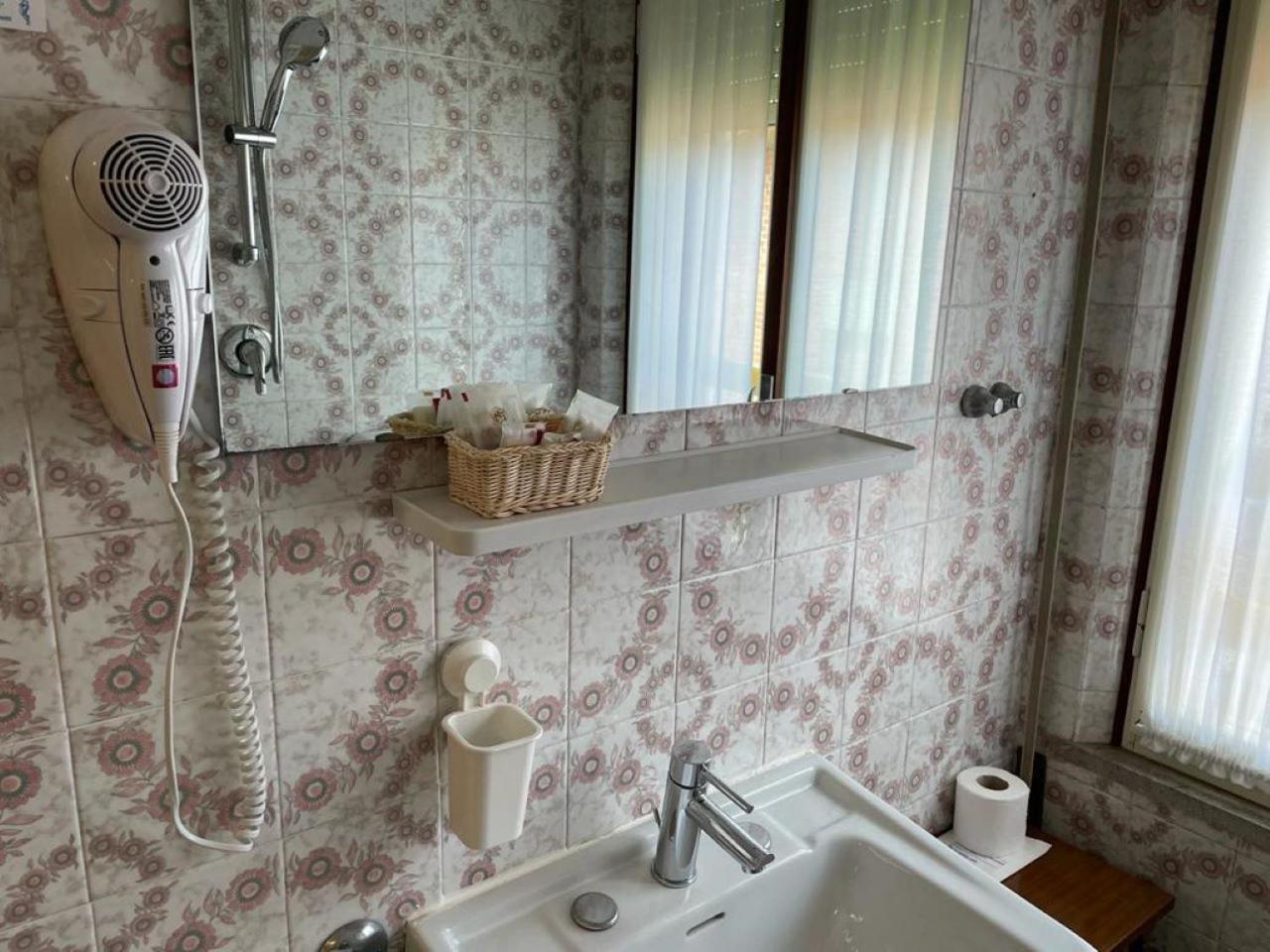 Hotel Stiefel Λινιάνο Σαμπιαντόρο Δωμάτιο φωτογραφία